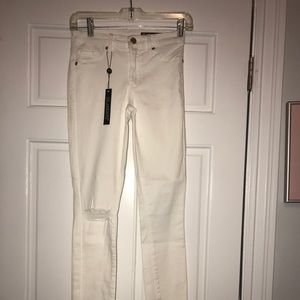 Blank NYC Jeans - Blank NYC white skinny jeans size 25 Blank NYC Jeans - Blank NYC white skinny jeans size 25